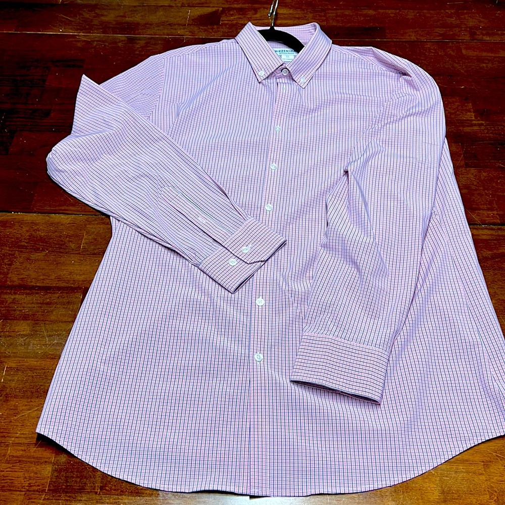 Mizzen and Main Leeward button down - shirt red and blue check - Size XXL trim